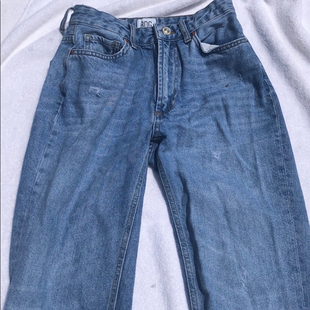 BDG MOM JEANS